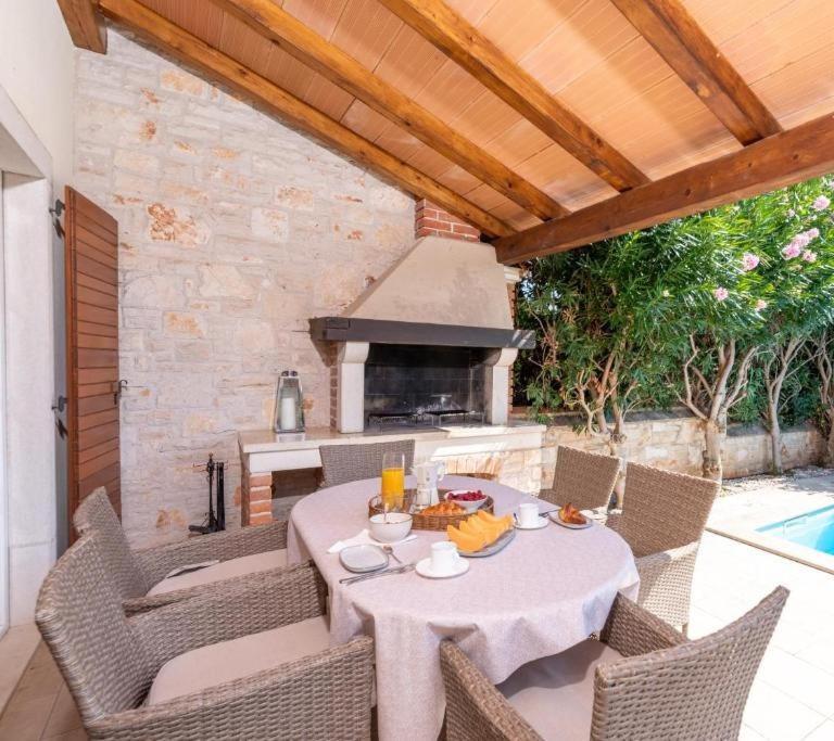 Villa Mia Lea Tar-Vabriga Kültér fotó